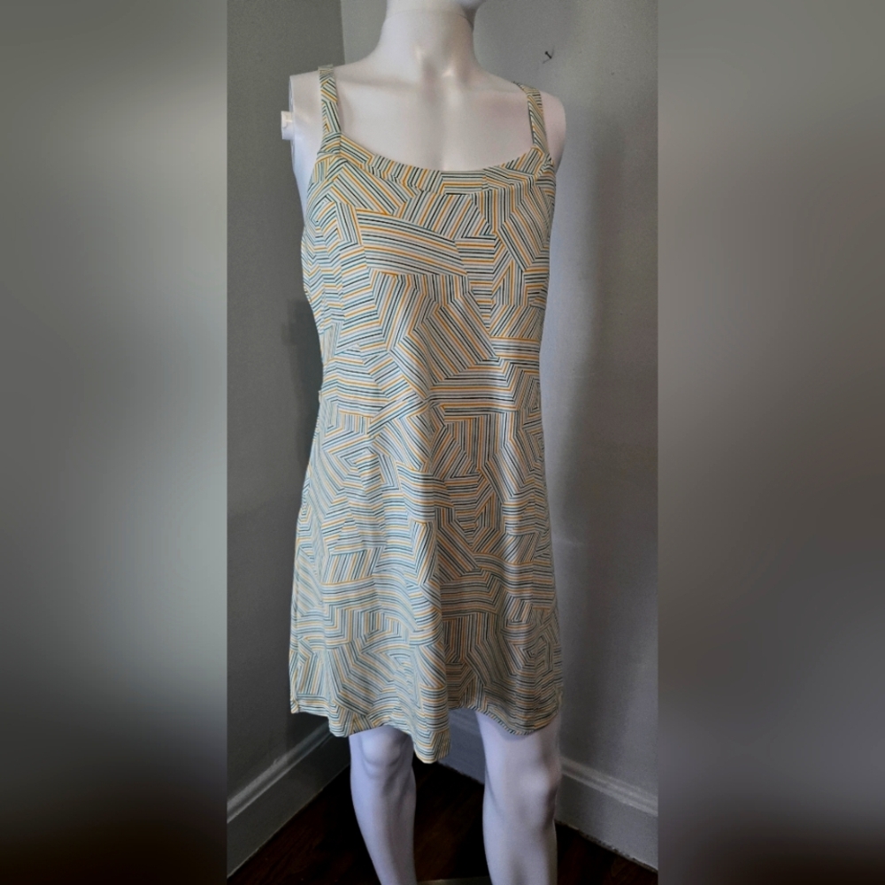 Title 9 Geometric Patterned Sleeveless Dress Sz Large